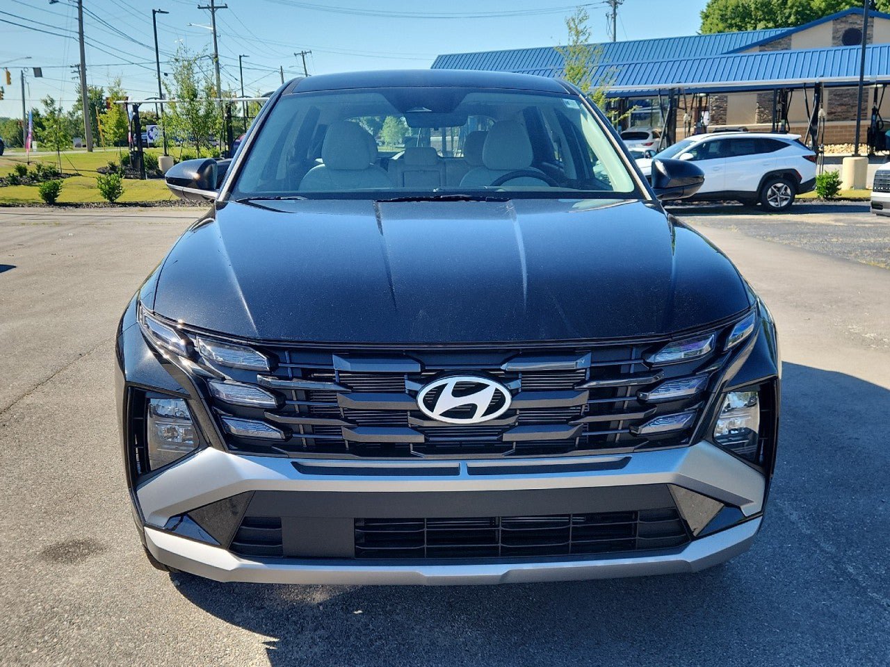 New 2026 Hyundai Tucson SE AWD/4WD image 2