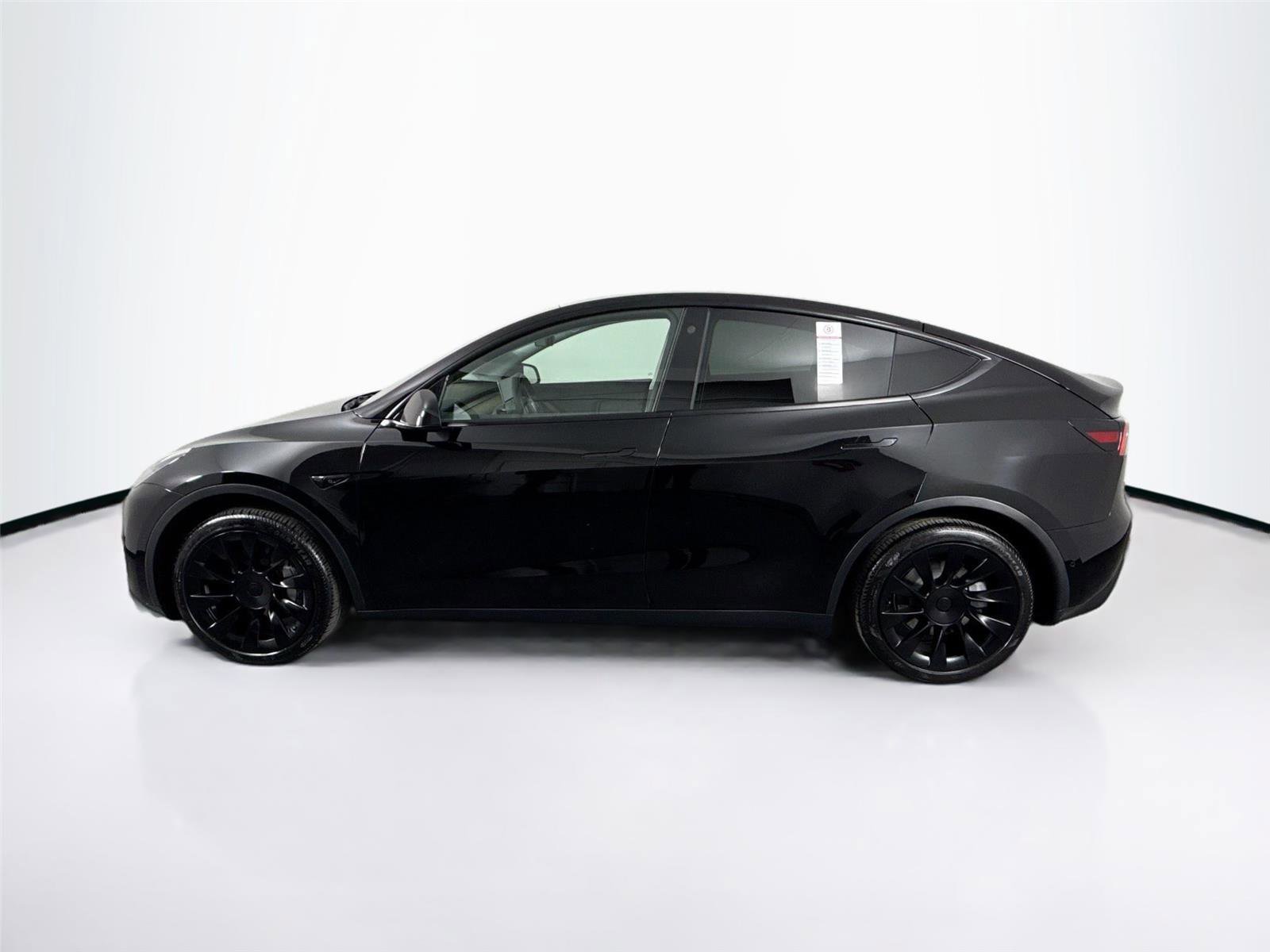 Used 2021 Tesla Model Y Long Range image 14