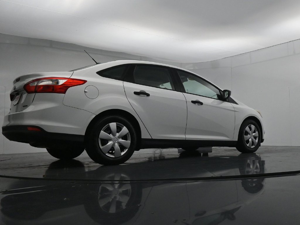 Used 2012 Ford Focus S FWD image 37