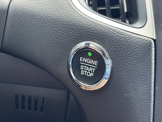 Used 2024 Ford Edge SEL AWD/4WD image 26