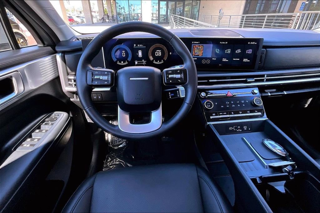 Used 2025 Hyundai Santa Fe SEL image 7