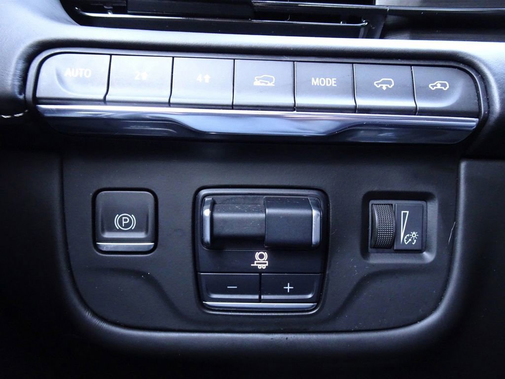 Used 2022 Cadillac Escalade ESV Sport Platinum image 21