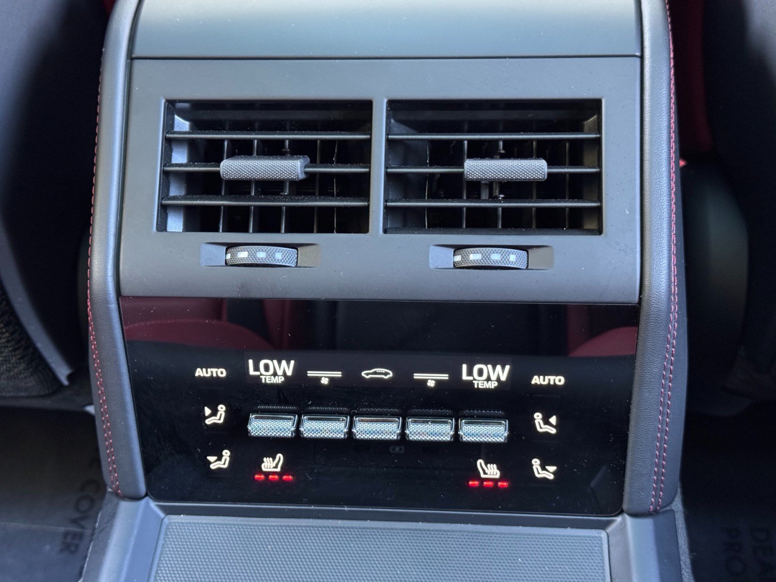 Used 2025 Porsche Panamera 4S w/ Premium Package AWD/4WD image 40