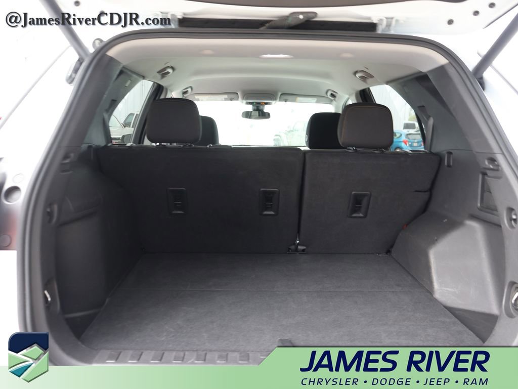 Used 2024 Chevrolet Equinox LT image 14