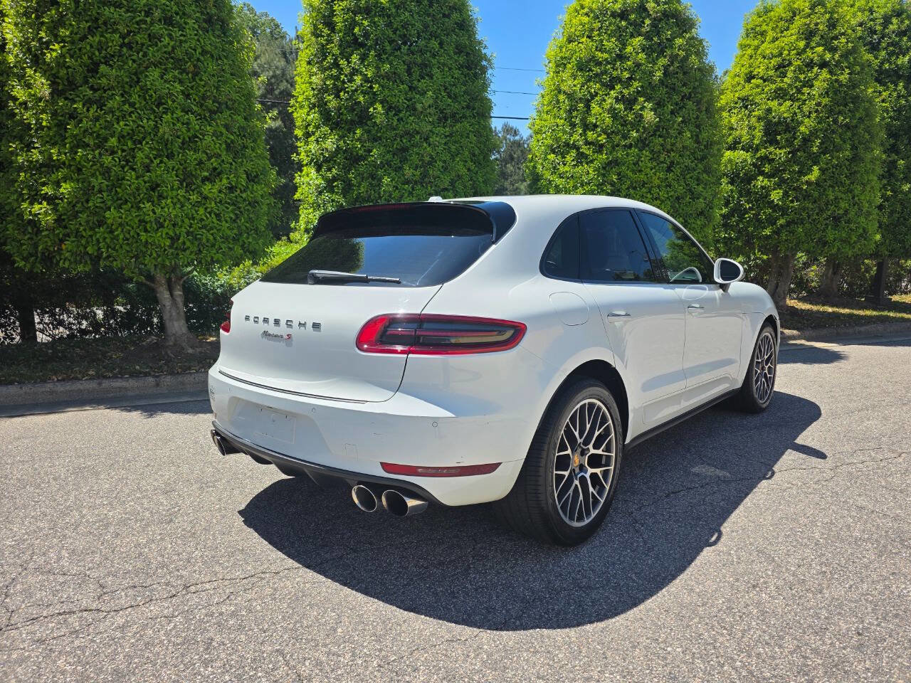 Used 2015 Porsche Macan S w/ Premium Package Plus AWD/4WD image 5