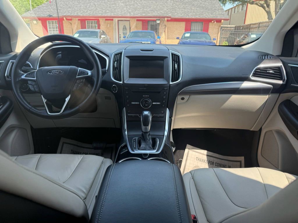 Used 2016 Ford Edge Titanium image 15