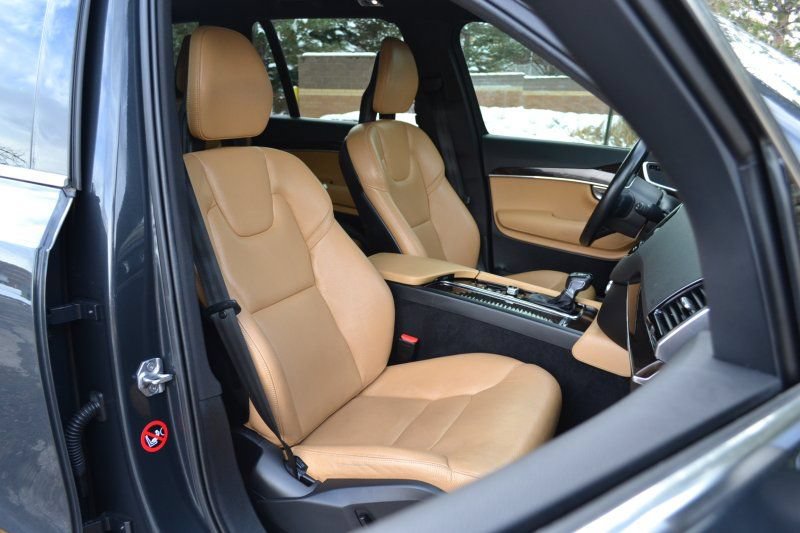 Used 2017 Volvo XC90 T6 Momentum w/ Vision Package AWD/4WD image 26