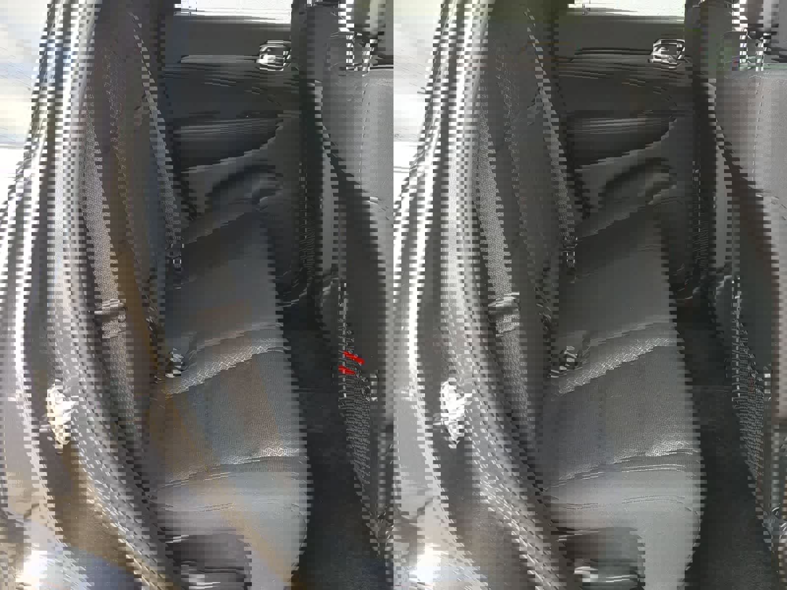 Used 2019 Jeep Grand Cherokee Laredo AWD/4WD image 20