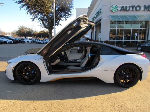 Used 2014 BMW i8 image 12