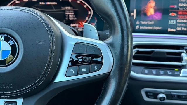 Used 2023 BMW X6 M50i w/ Executive Package image 30