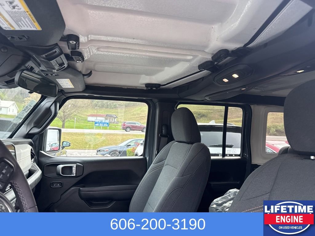 Used 2025 Jeep Wrangler Willys 4xe image 23