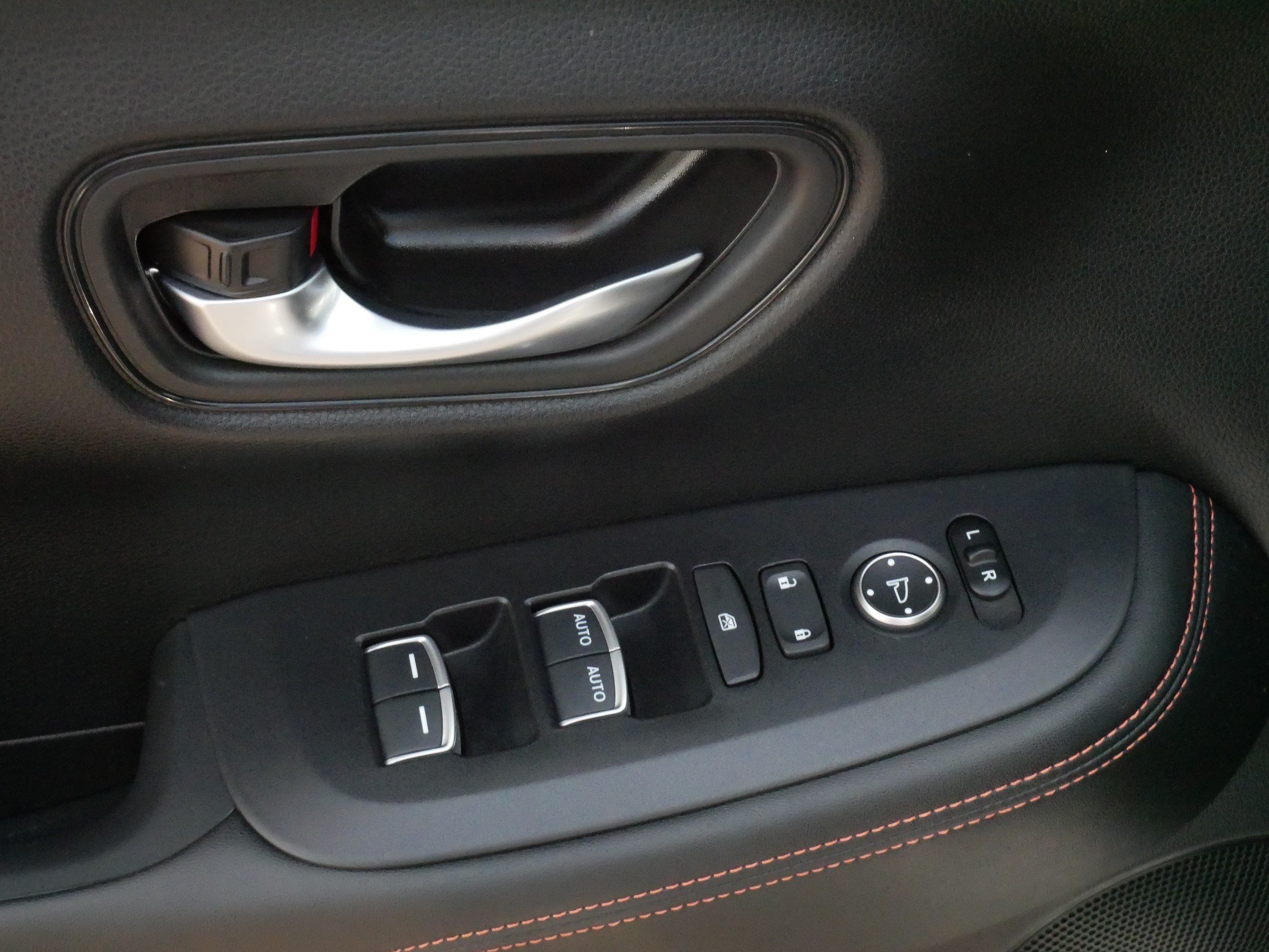 Certified 2024 Honda HR-V Sport image 19