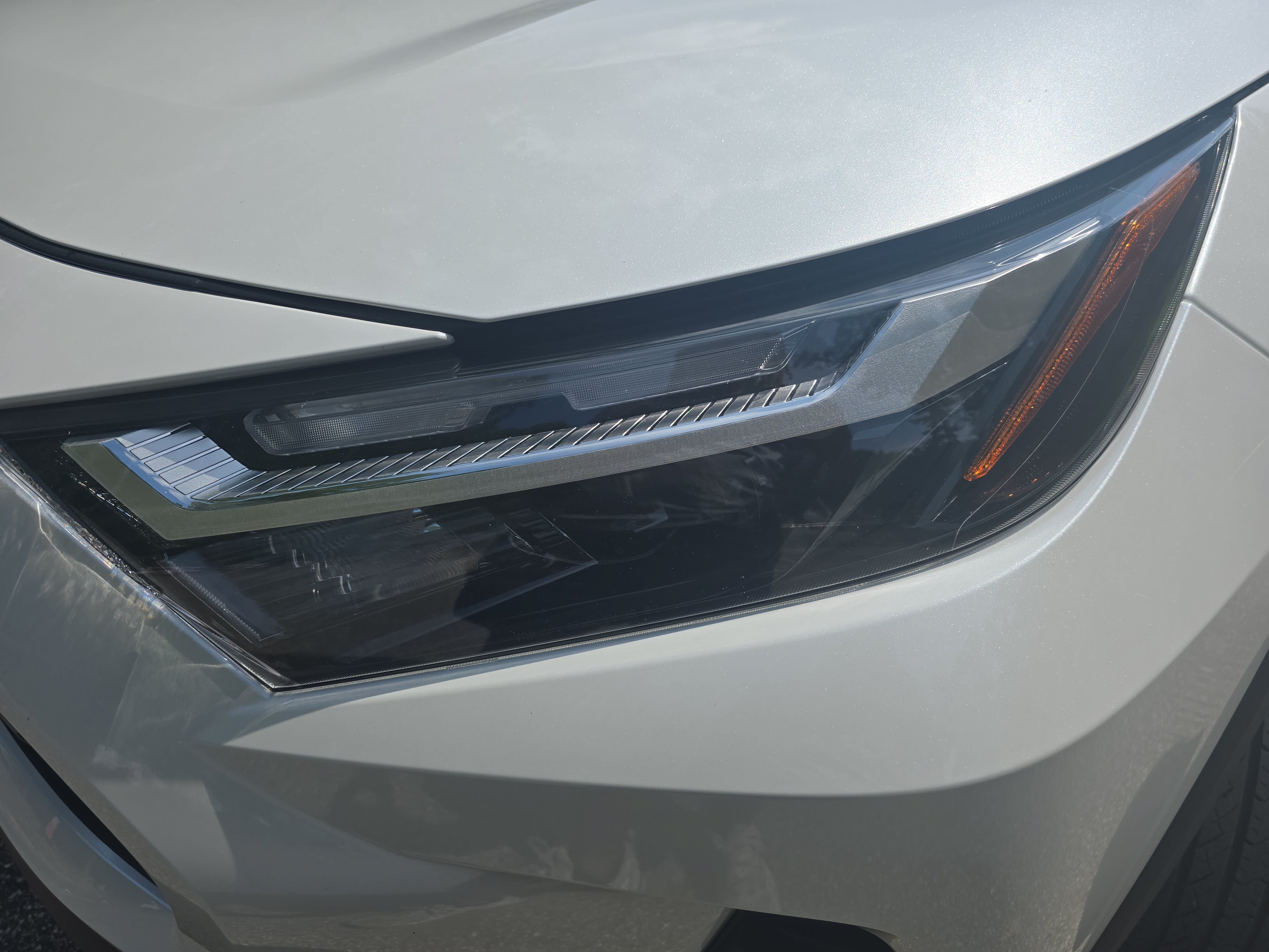 Used 2025 Toyota RAV4 XLE Premium FWD image 32