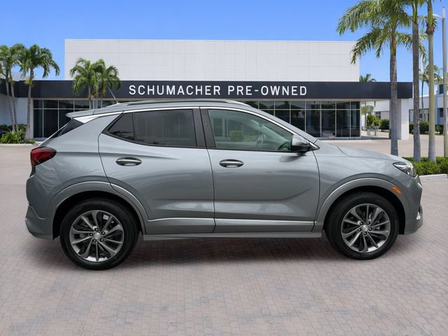 Used 2023 Buick Encore GX Select w/ Sport Touring Package FWD image 8