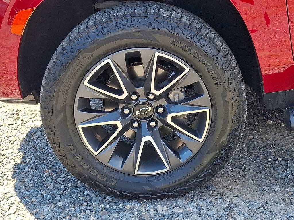 Certified 2022 Chevrolet Tahoe Z71 w/ Off-Road Capability Package AWD/4WD image 33
