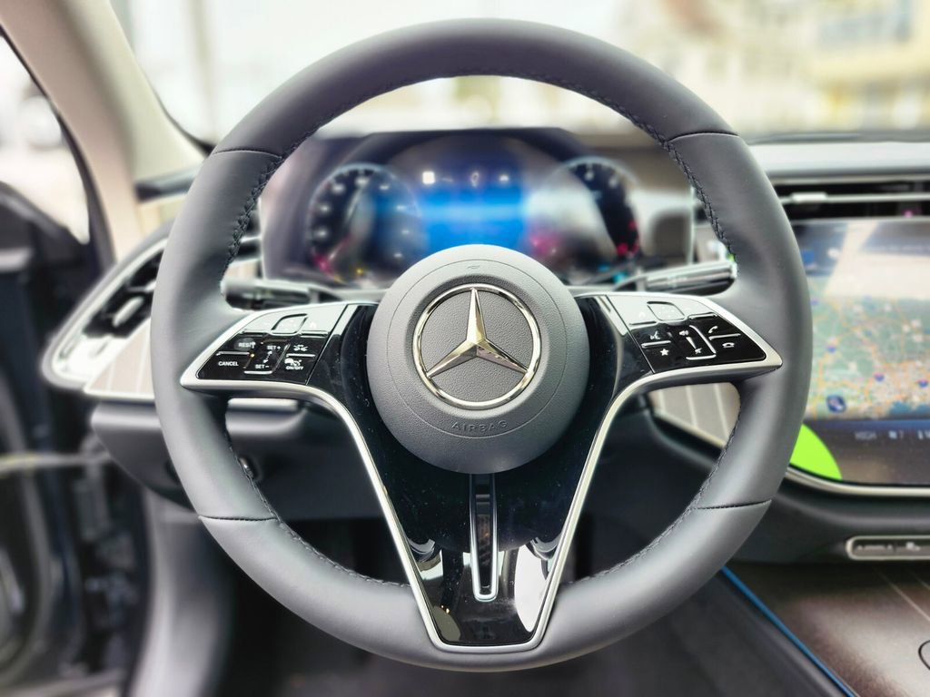 New 2026 Mercedes-Benz E 350 4MATIC Sedan image 28