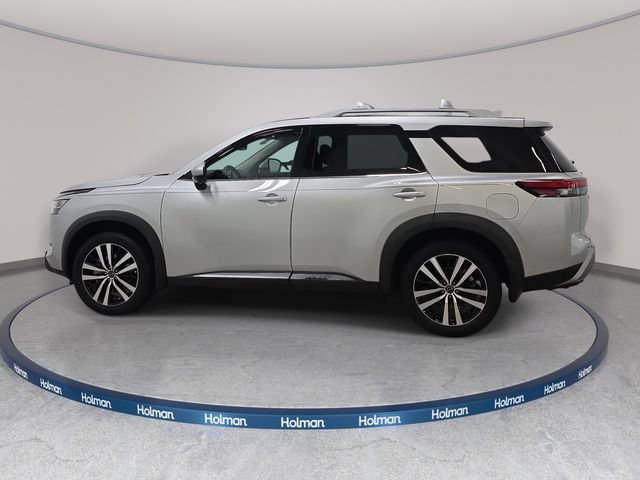 Used 2024 Nissan Pathfinder Platinum w/ Cargo Package AWD/4WD image 9