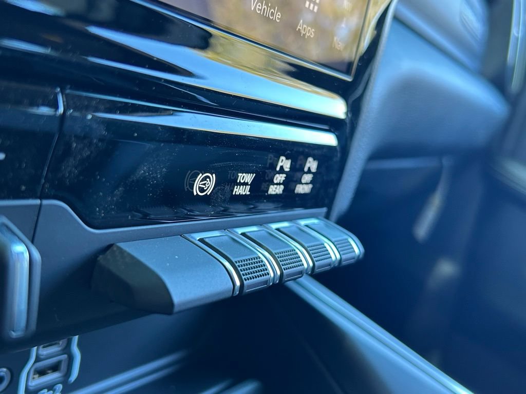 New 2026 RAM 3500 Big Horn AWD/4WD image 54