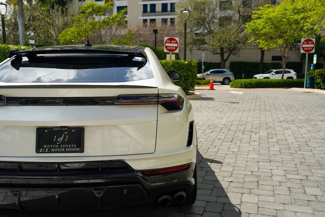 Used 2023 Lamborghini Urus Performante image 26