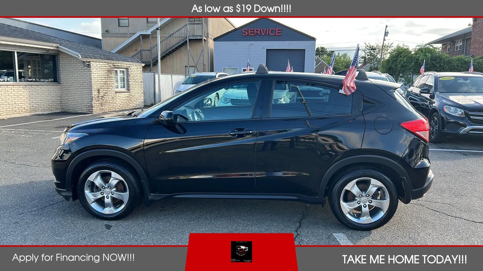 Used 2016 Honda HR-V LX image 2