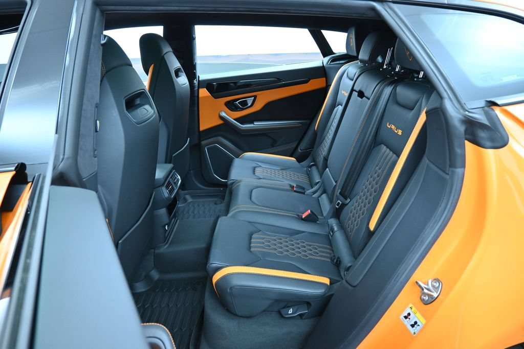 Used 2023 Lamborghini Urus S AWD/4WD image 27