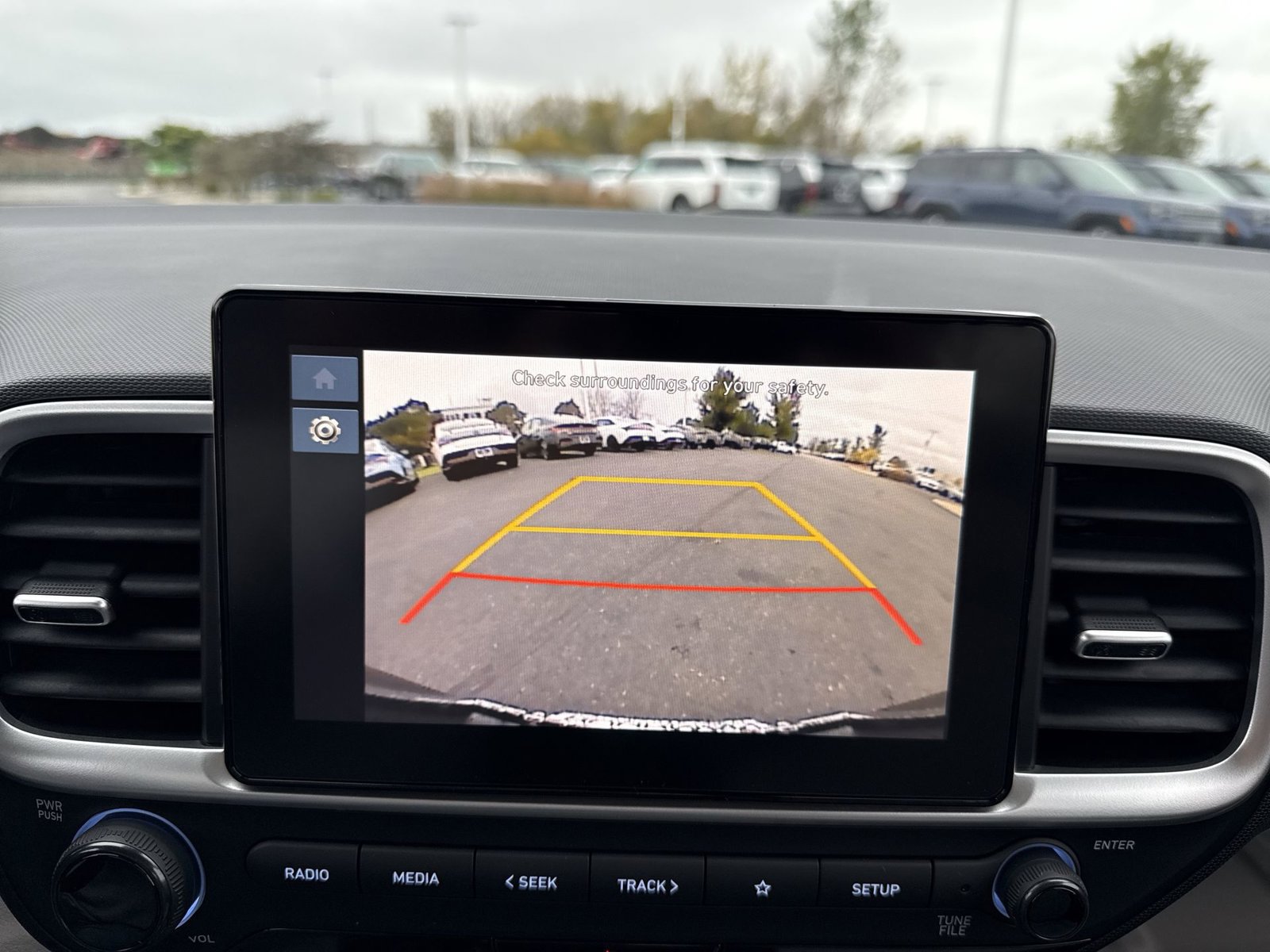 New 2026 Hyundai Venue SEL FWD image 18