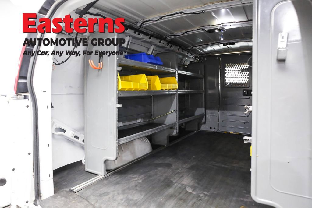 Used 2017 Chevrolet Express 2500 image 21