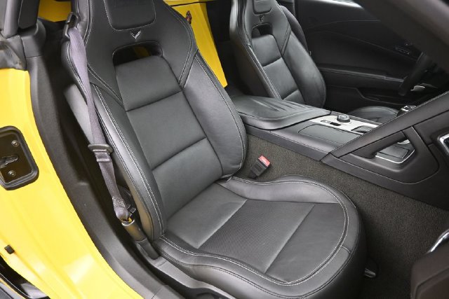 Used 2016 Chevrolet Corvette Z06 w/ 2LZ Preferred Equipment Group RWD image 16