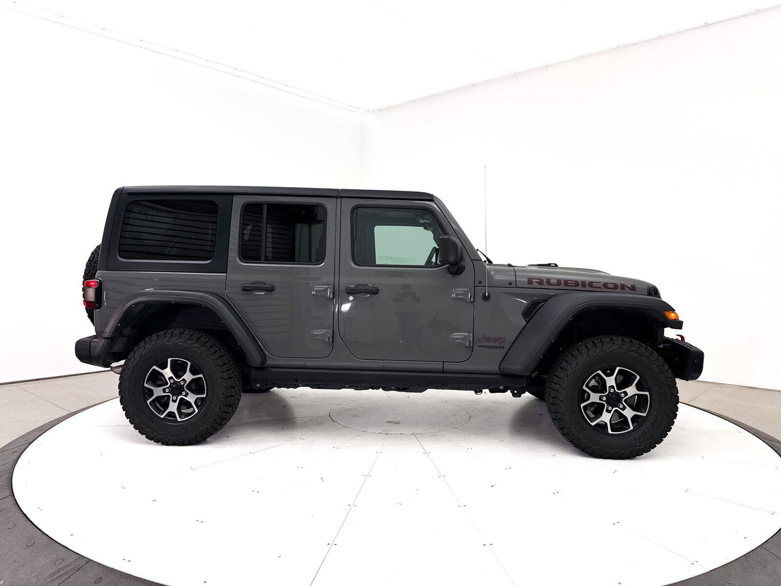 Used 2022 Jeep Wrangler Unlimited Rubicon w/ Steel Bumper Group AWD/4WD image 36