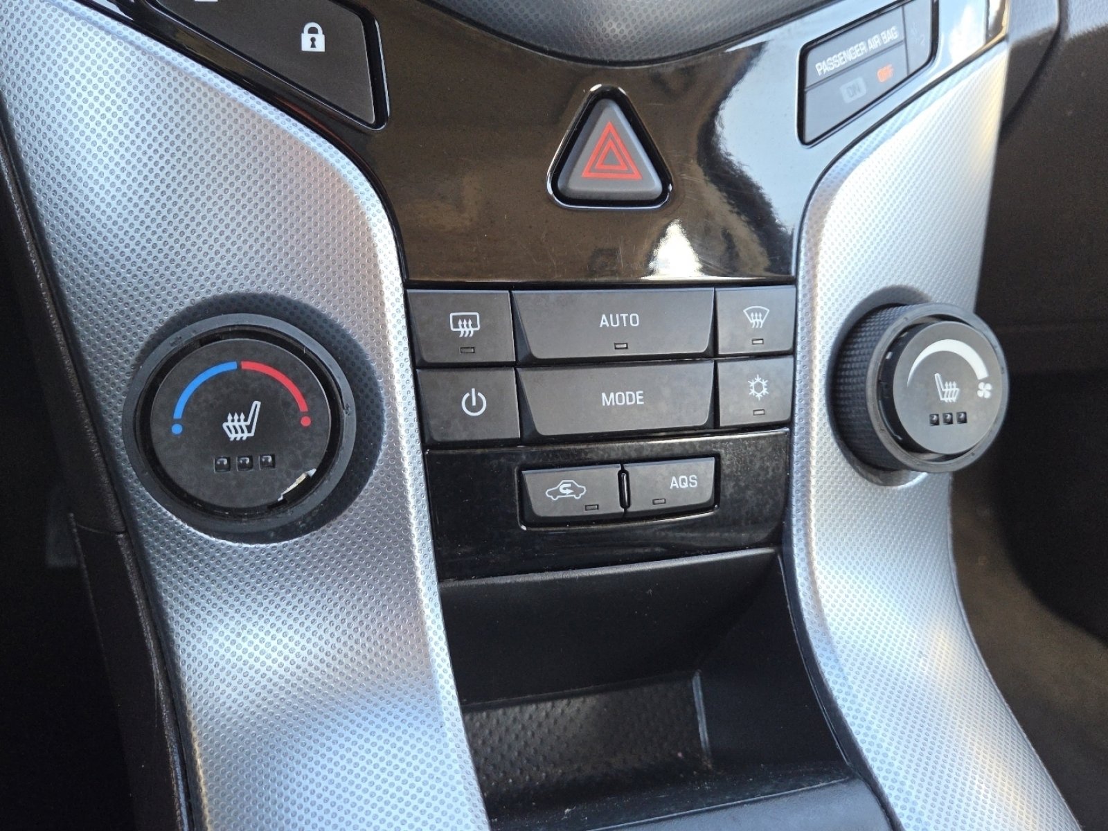 Used 2014 Chevrolet Cruze LTZ w/ Sun, Sound and Sport Package image 29