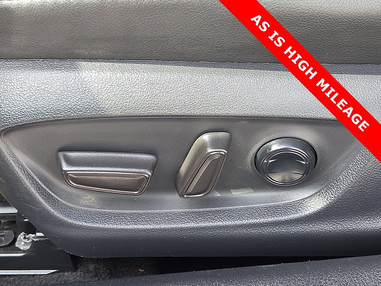 Used 2018 Toyota Camry XLE FWD image 14