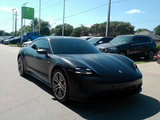 Used 2020 Porsche Taycan 4S AWD/4WD image 4