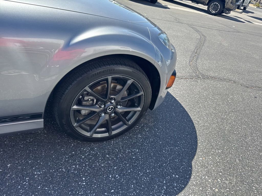Used 2015 MAZDA MX-5 Miata Club RWD image 16