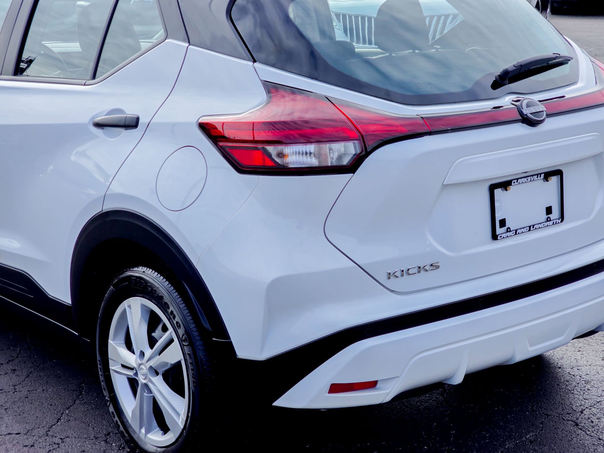 Used 2024 Nissan Kicks S image 17