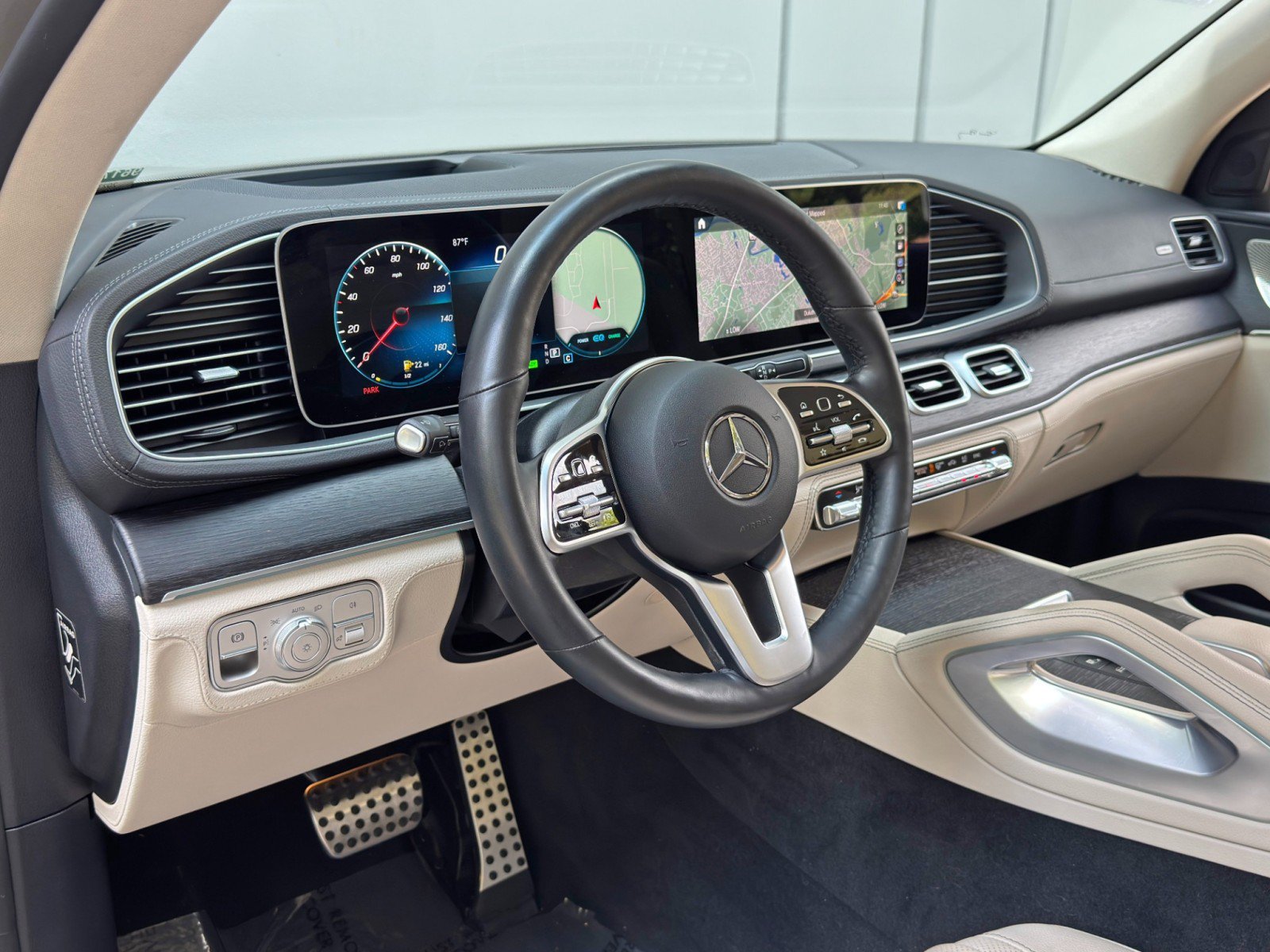 Used 2023 Mercedes-Benz GLS 450 4MATIC image 14