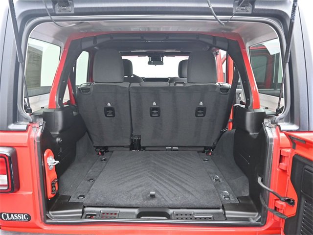 Used 2024 Jeep Wrangler Willys image 12