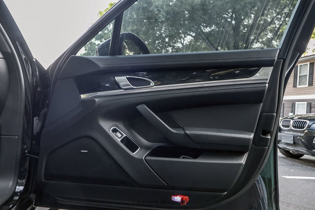 Used 2011 Porsche Panamera 4 AWD/4WD image 40