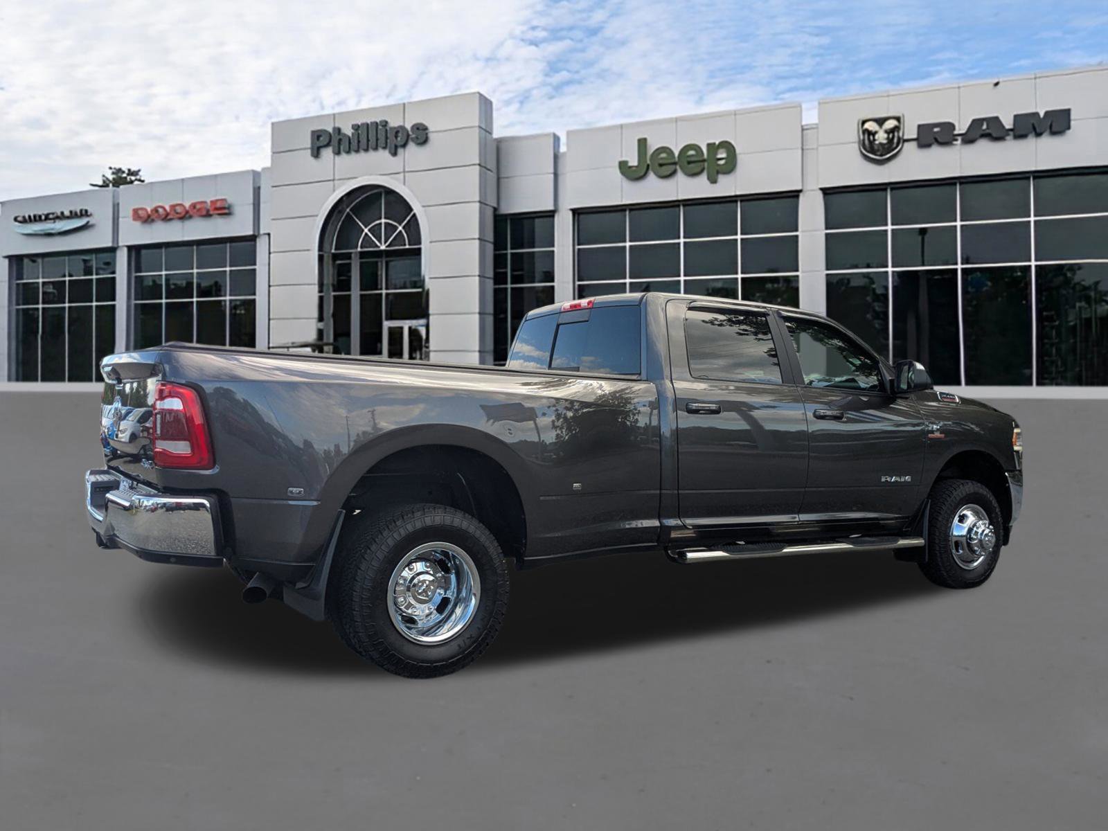 Certified 2020 RAM 3500 Big Horn w/ Level 2 Equipment Group image 3