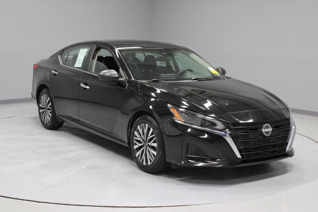 Certified 2024 Nissan Altima 2.5 SV
