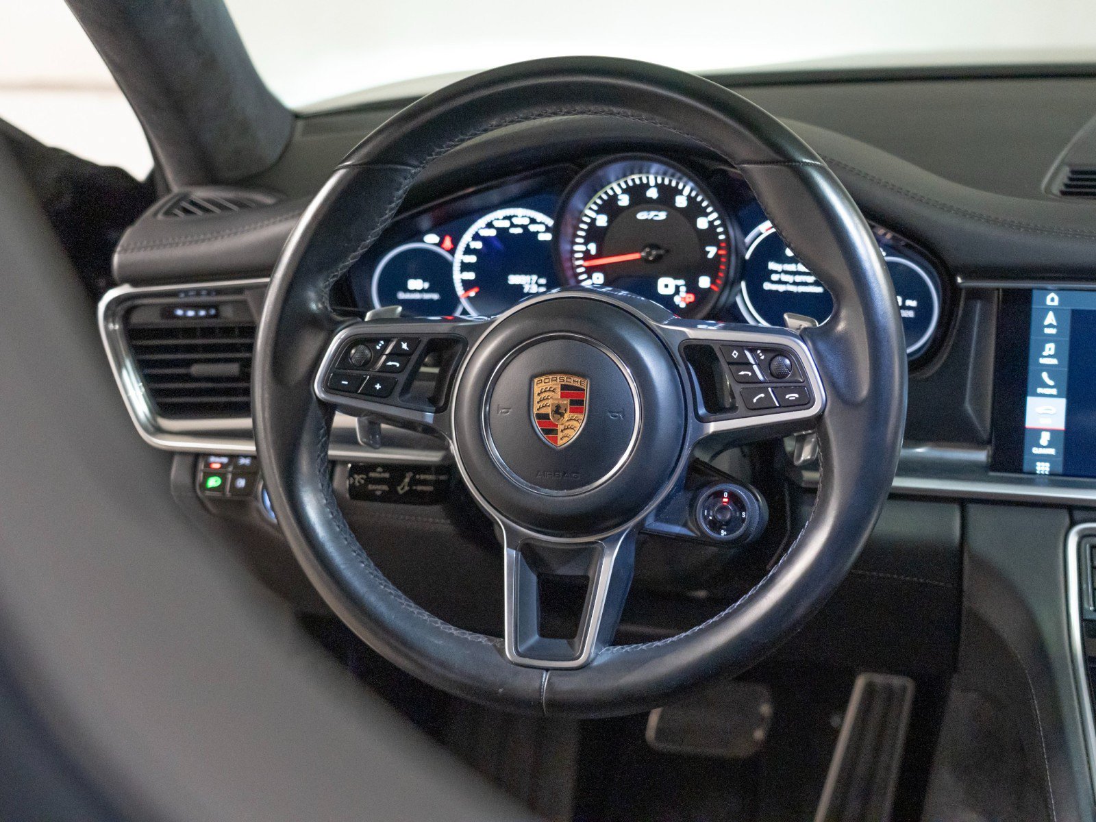 Certified 2020 Porsche Panamera GTS AWD/4WD image 26