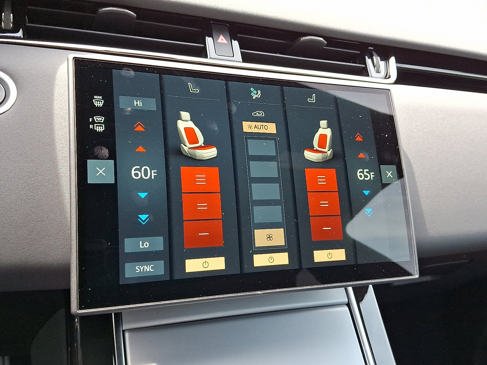Used 2025 Land Rover Range Rover Evoque S AWD/4WD image 18