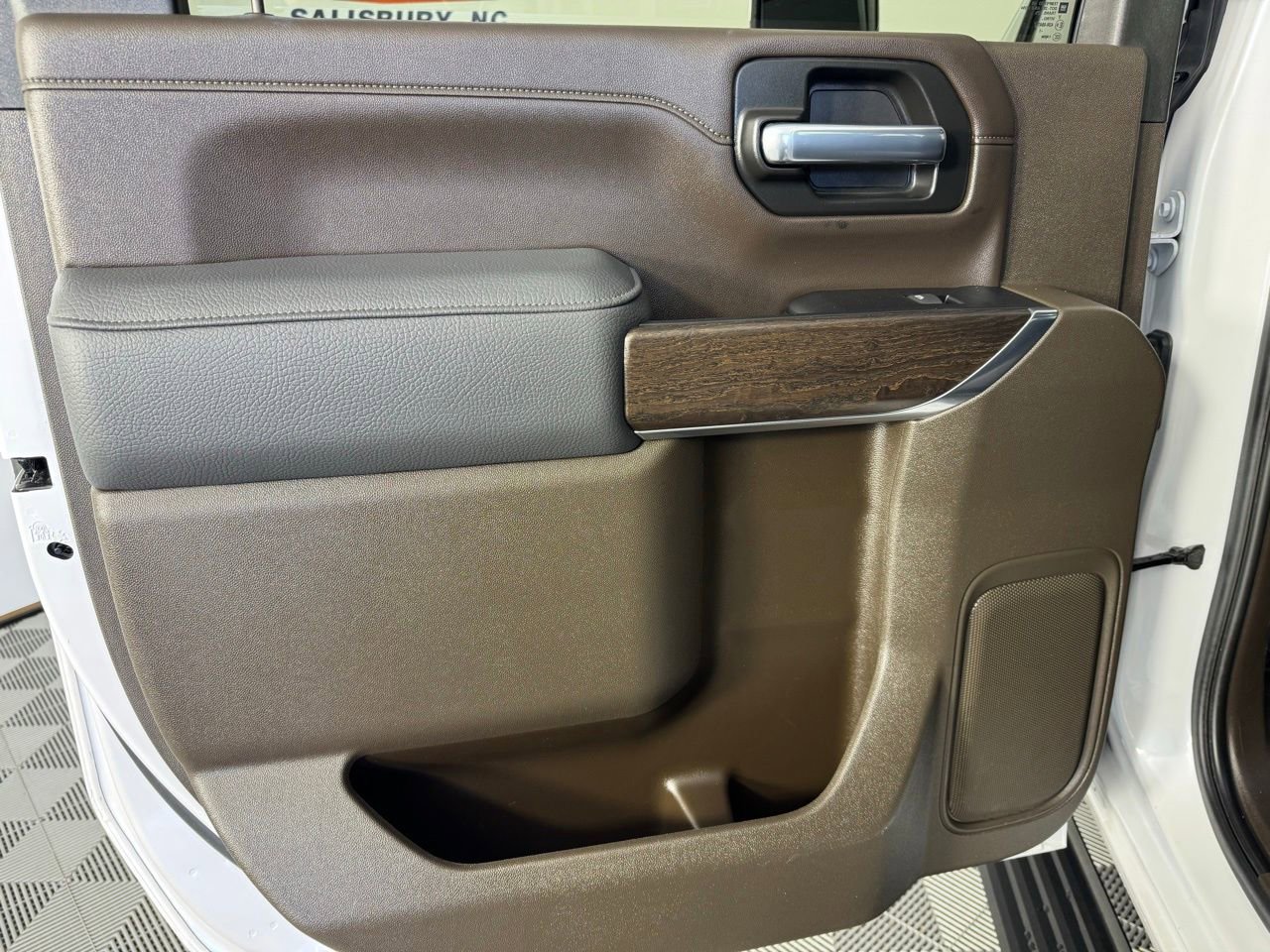 Used 2022 GMC Sierra 2500 Denali w/ Denali Ultimate Package image 25