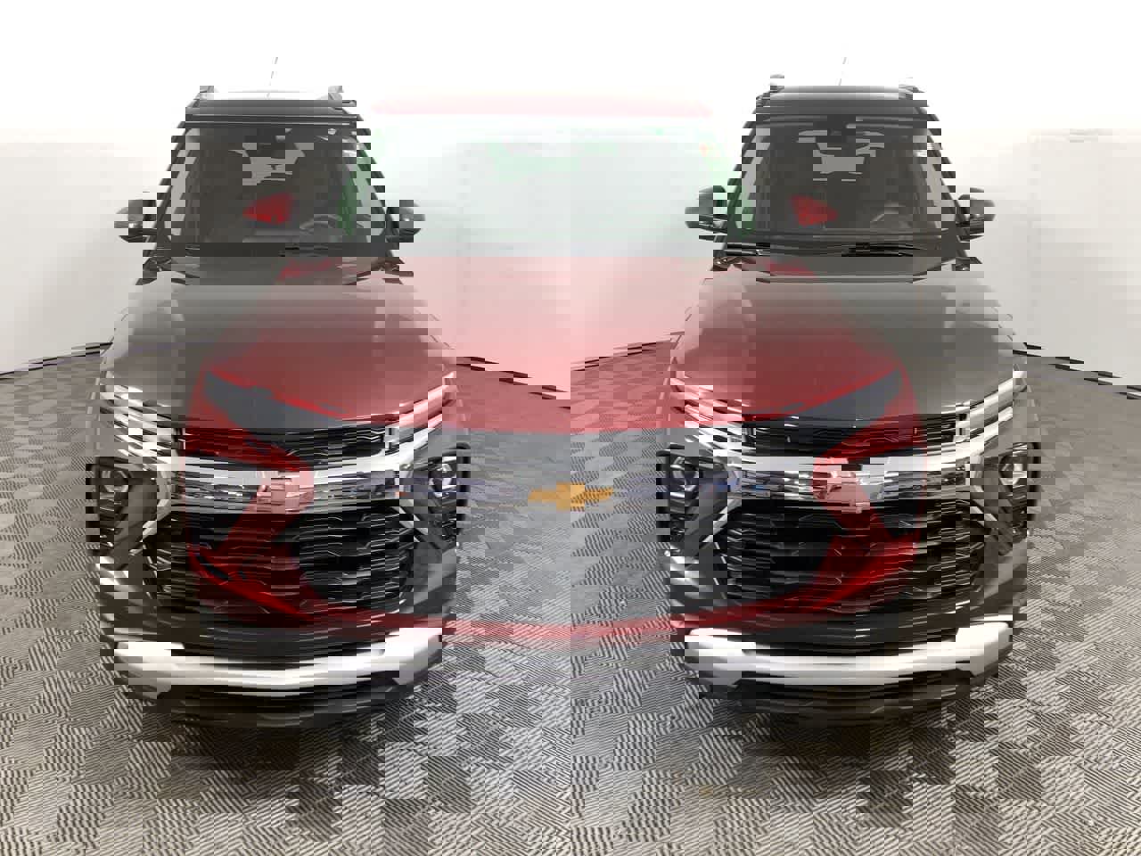 Used 2025 Chevrolet TrailBlazer LT image 3