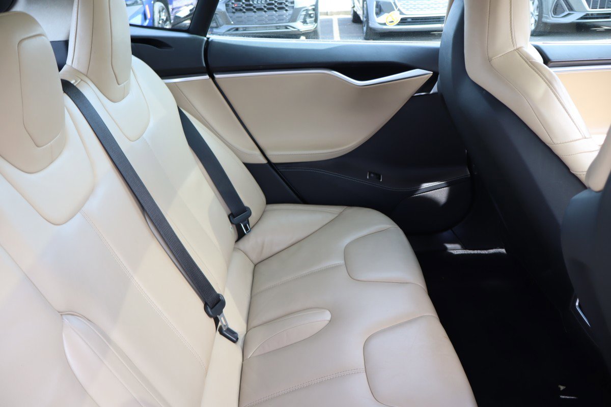 Used 2016 Tesla Model S 70D AWD/4WD image 15