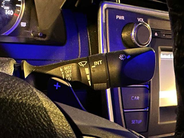 Used 2015 Toyota Camry SE image 35