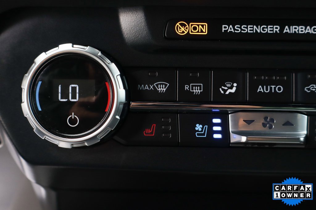 Used 2022 Ford F350 Lariat w/ Black Appearance Package image 35