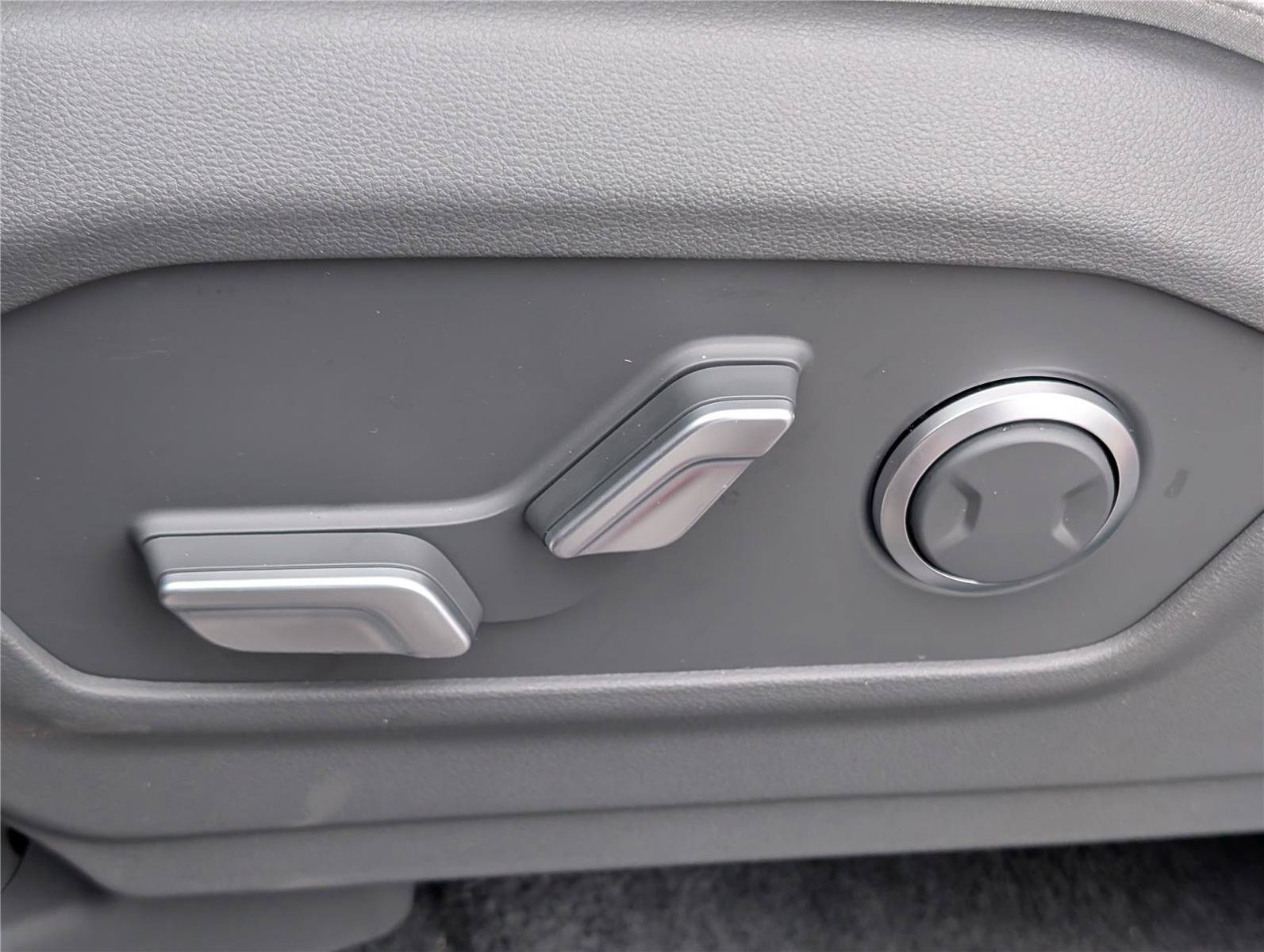 New 2026 Hyundai Santa Fe SEL AWD/4WD image 19
