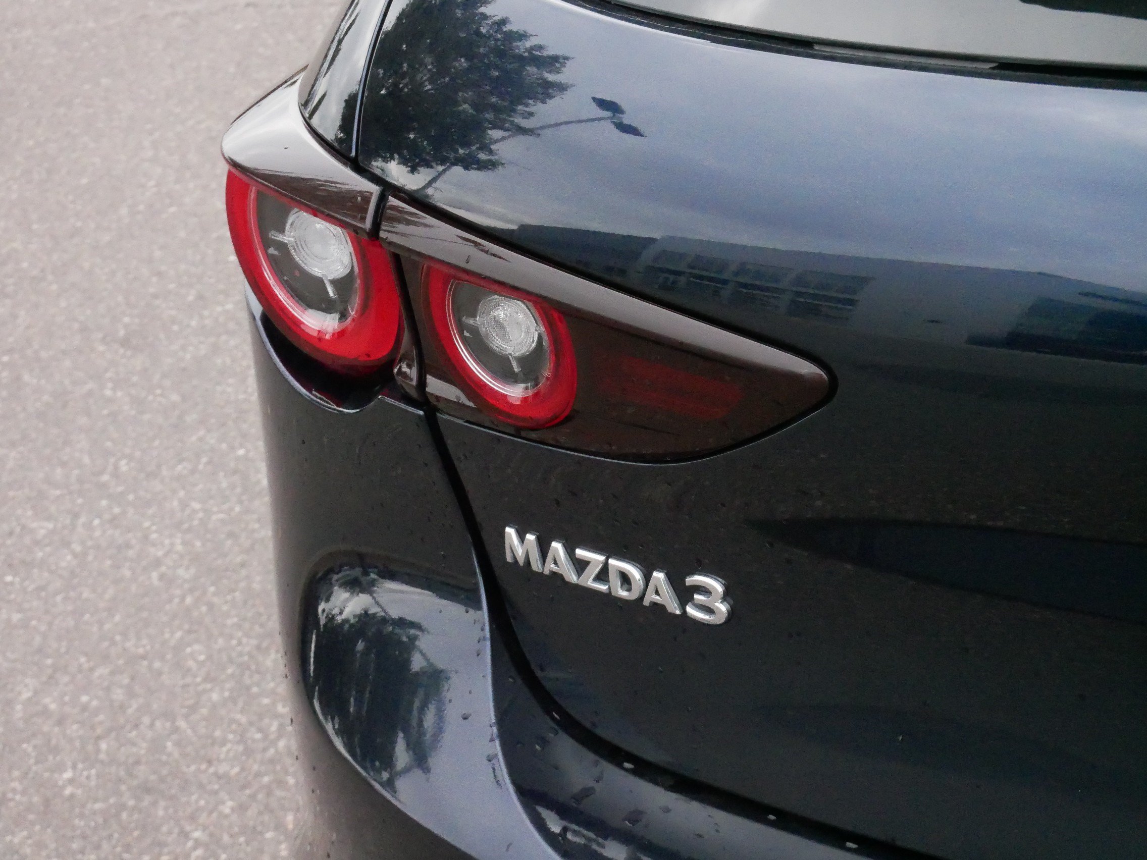 Used 2024 MAZDA MAZDA3 s FWD image 17