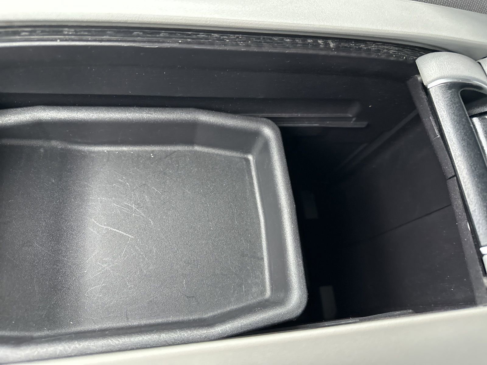 Used 2021 Toyota Highlander LE image 59