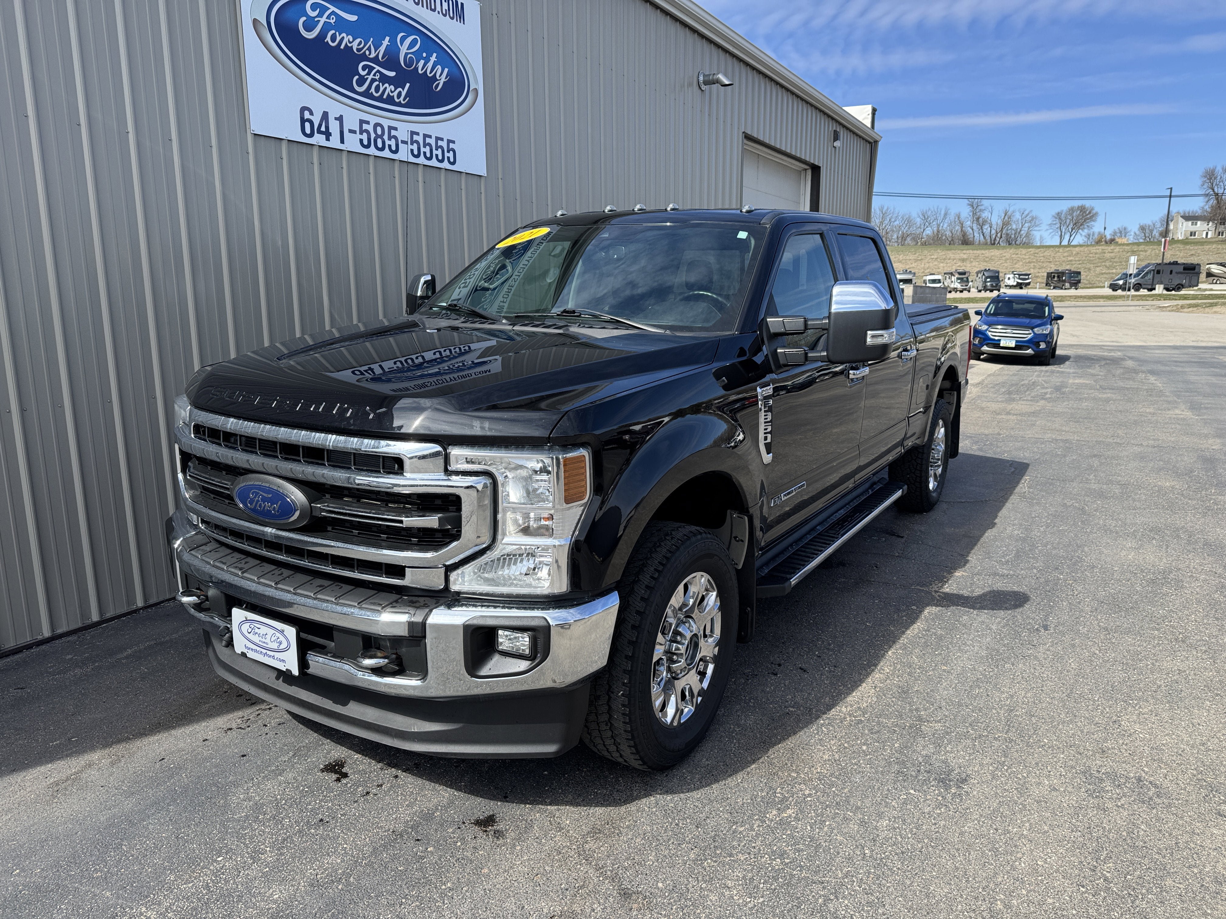 Used 2021 Ford F350 Lariat w/ Chrome Package AWD/4WD image 2